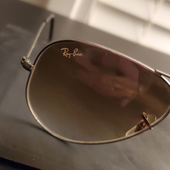 Sold RayBan aviator mens sold - Picture 1 of 4